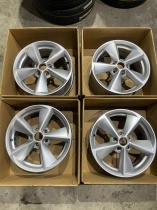 Диски литые Skoda R16 5Х112 et50 57.1 6.5j