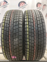 Dunlop Winter Maxx SJ8 215/70 R16