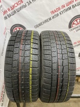 Dunlop Winter Maxx WM01 215/45 R17 87Q.