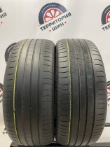 Kumho Ecsta HS51 R17 215/55