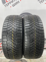 Pirelli Ice Zero FR R18 225/55