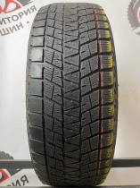 Bridgestone Blizzak DM-V1 R16 215/65