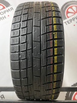 Yokohama IceGuard IG30 R17 215/50