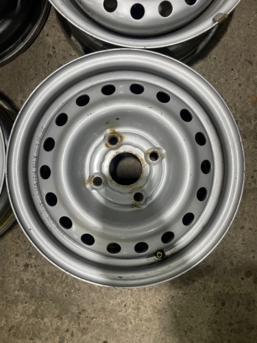 Штампы  ВАЗ R13 4x98 ET35 58.6