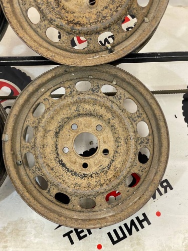 Диски штампованные 16 5*114,3 6,5J ET50 ЦО 67,1