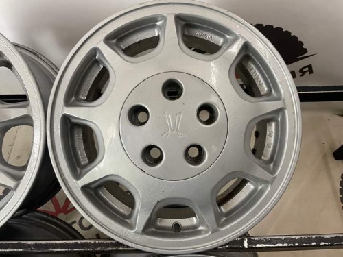 Литые Toyota  R15 5x114/3/60,1/ET50/J6