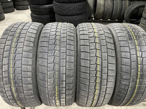 Dunlop Winter Maxx WM01 R17 215/50