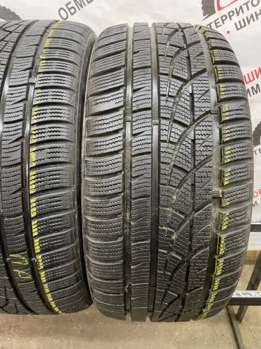 Hankook Winter i*cept evo R17 245/45 99V