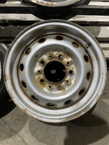 Диски штампованные Шевроле Нива R15 5х139.7 ЦО 98.6 ET 40