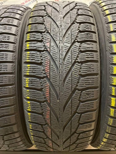 Nokian Hakkapeliitta R2 SUV R19   235/55