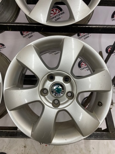 Литье Шкода R16 5*112 ЦО 53 ЕТ50