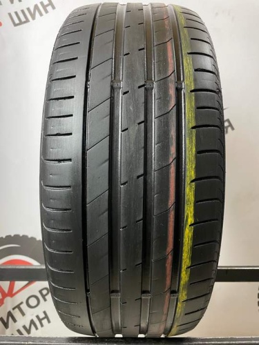 Nexen N'fera SU1 R17 215/45