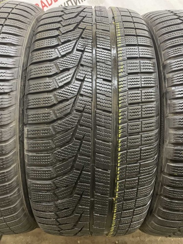 Hankook WInter i*Cept evo 2 R19 245/40 98V