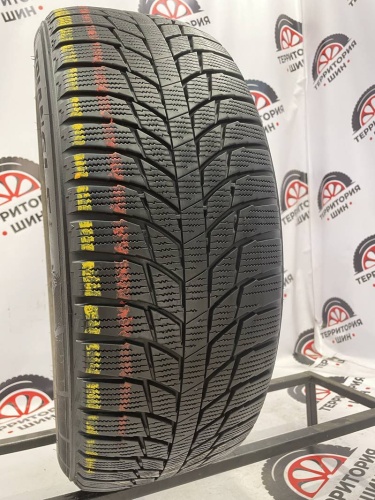 Triangle Snowlink PL02  R19 235/55