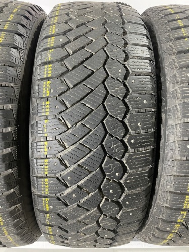 Gislaved Nord Frost 200 R18 215/55