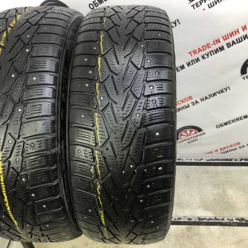 Nokian Tyres Hakkapeliitta 7 SUV R17 215/60