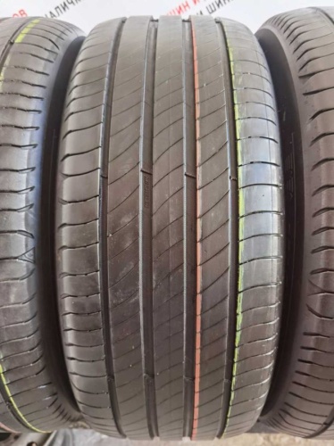 Michelin Primacy 4 R19 235/50