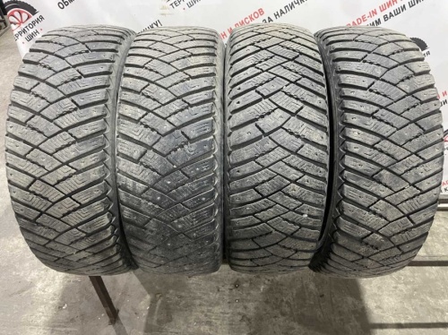 Goodyear UltraGrip Ice Arctic SUV R16 215/65