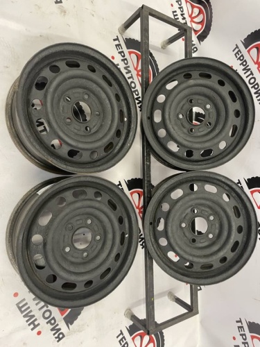 Штампы очень ржавые  R15 5х114.3 цо66 ет35 5j