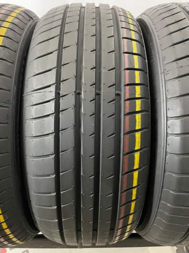 AutoGreen Smart Chastr SC1 R16 215/55