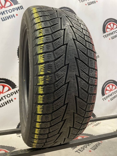 Hankook Winter I'Cept IZ2  R17 235/55