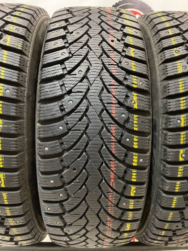 Formula Ice 215/65/16