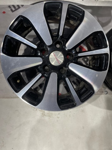 Диски литые KIA R16 5.114.3 ет45 цо67.1