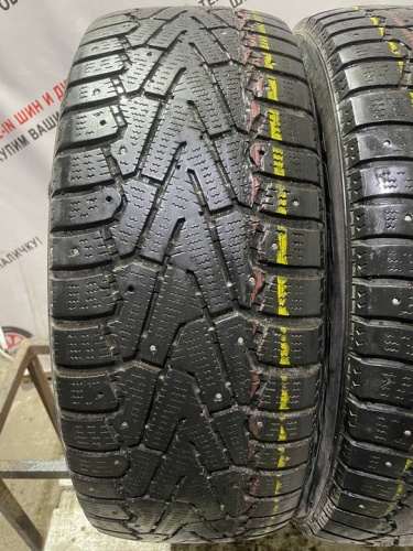 Pirelli Ice Zero R16 215/60