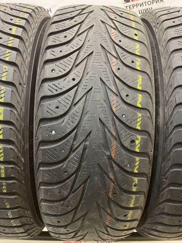 Yokohama Ice Guard IG35 R16	215/65
