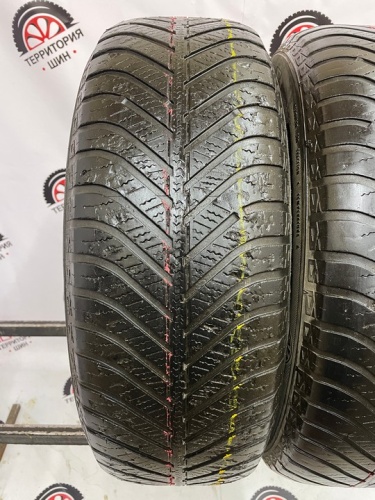Goodyear Vector 4Seasons 215/60 96H R17
