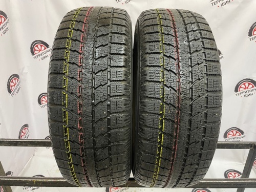 Toyo Observe Gsi-5 R17 235/60 102Q