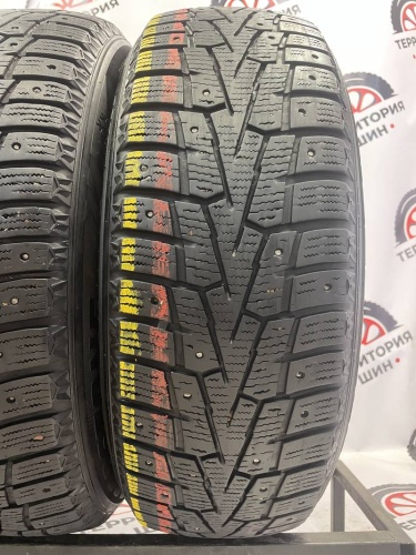 Roadstone Winguard WinSpike R17 215/60