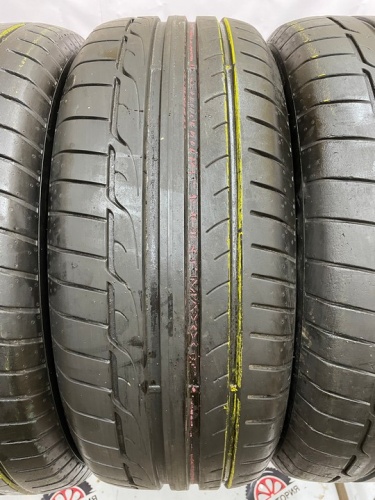 Dunlop Sport Maxx RT  R19 235/55