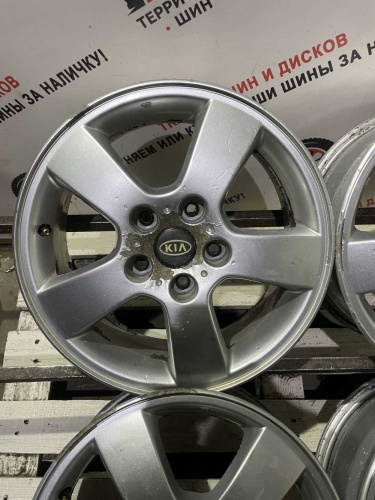 Литые диски Kia R16 5x114.3 ЕТ45 6.5J Ц.о.67.1