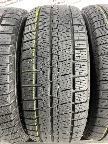 Kapsen SnowShoes AW33  R16 205/55