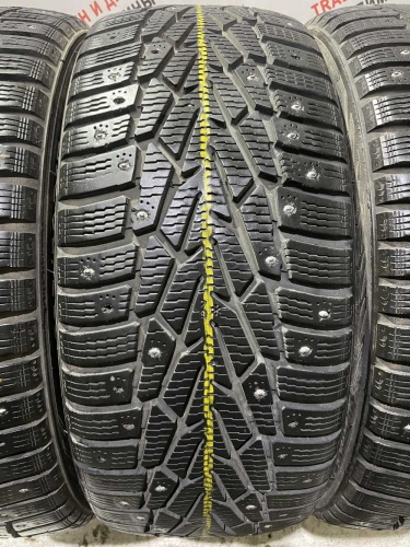 Nokian Tyres Hakkapeliitta 7 R17 215/50