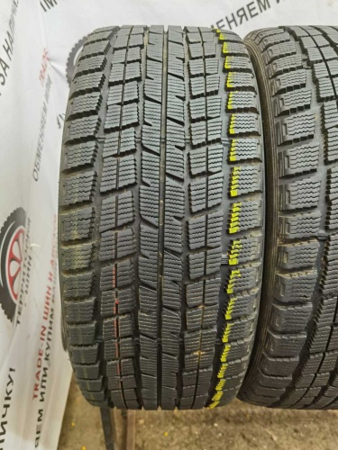 GoodYear Ice Navi NH R17 215/45