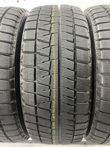 Bridgestone Ice Partner 2 R17 215/45