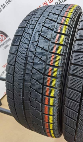 Bridgestone Blizzak VRX2 R18 225/60