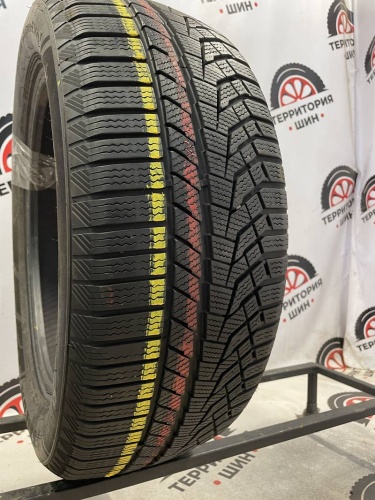 Sailun Ice Blazer Alpine EVO1 235/55 R18