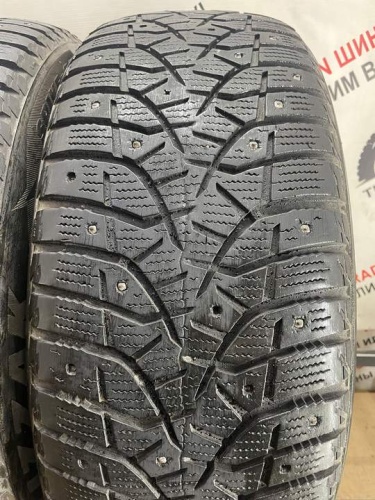 Bridgestone Blizzak Spike-02 R18 225/55