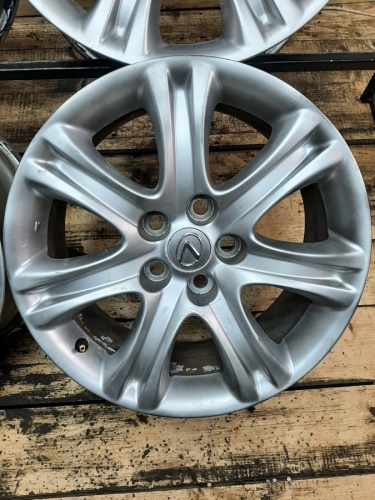 Литые диски Lexus LS R18 5*120 ET32,0 7,5j ст60,1