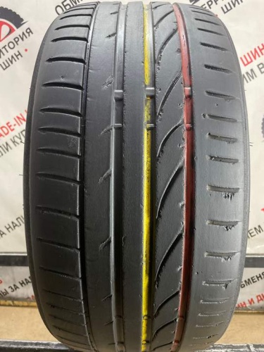 Bridgestone Potenza RE050A R19 235/35