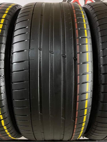 Michelin Pilot Sport 4 SUV R22 275/40