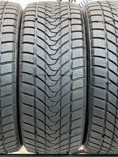 Zeta Antarctica 5+ R19	255/45