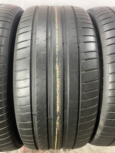 Michelin Pilot Sport 4 SUV R20 275/45