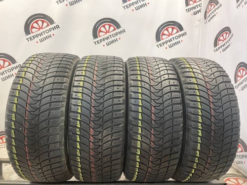 Michelin X-Ice North 3 215/55 R15