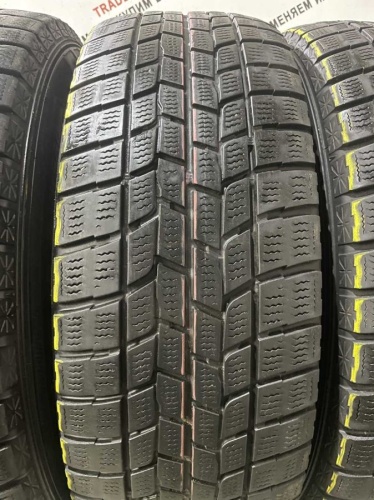 Goodyear Ice Navi 6 R16 215/65