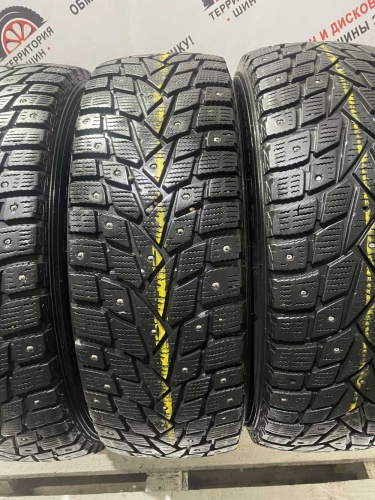 Dunlop Grandtrek Ice 02 R17 215/60