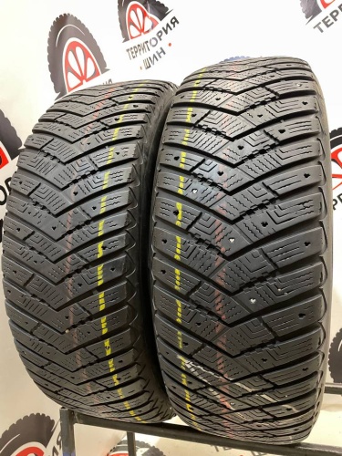 Goodyear UltraGrip ice arctic 4*4 225/60/18